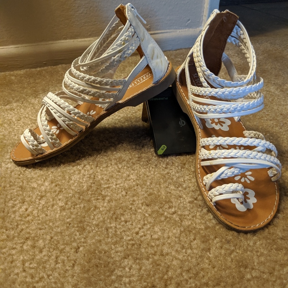 Girls sandals